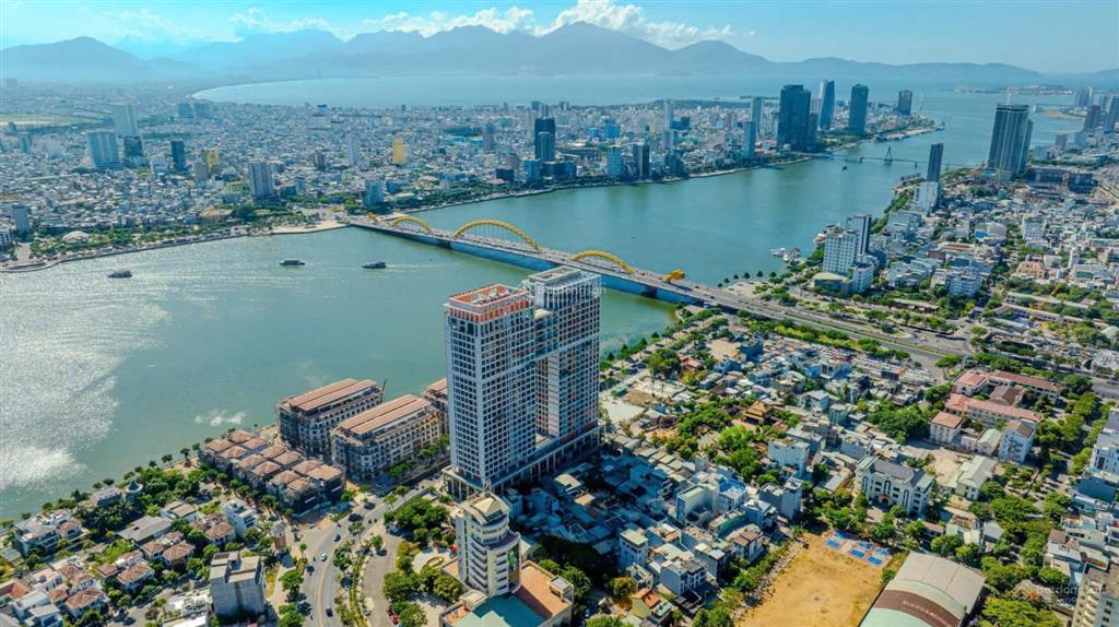 Bán căn 2 phòng ngủ the ponte view hồ bơi và thành phố rực rỡ