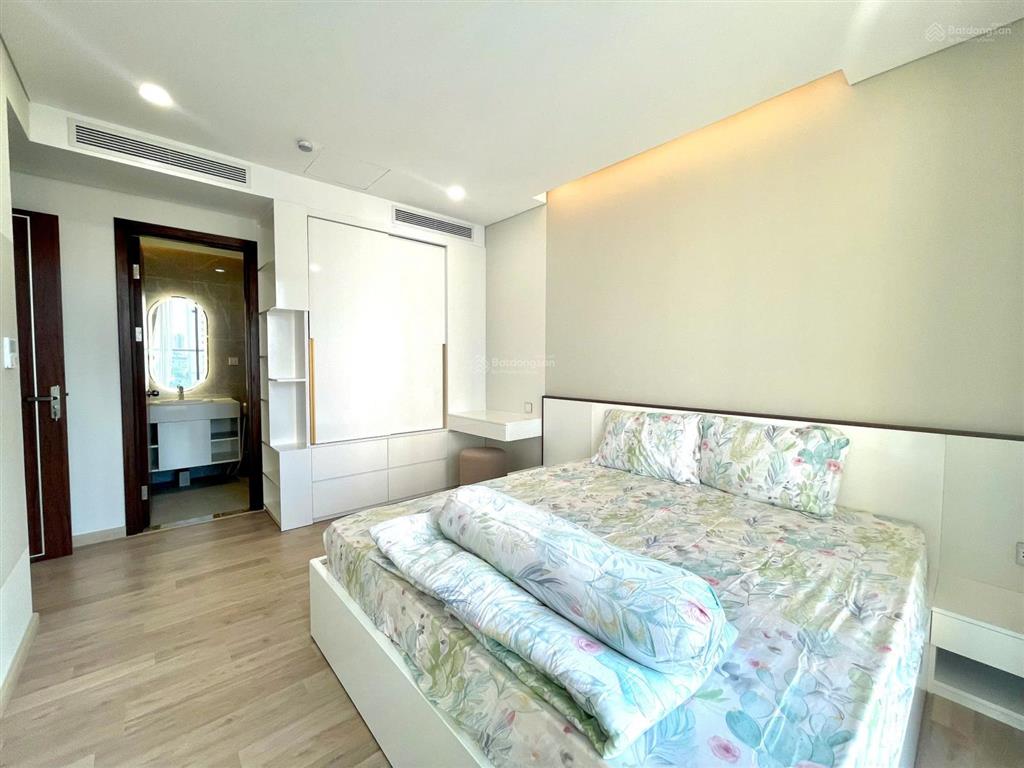 Bán căn hộ dòng tiền ct1 riverside luxury nha trang view sông quán trường cực đẹp.
