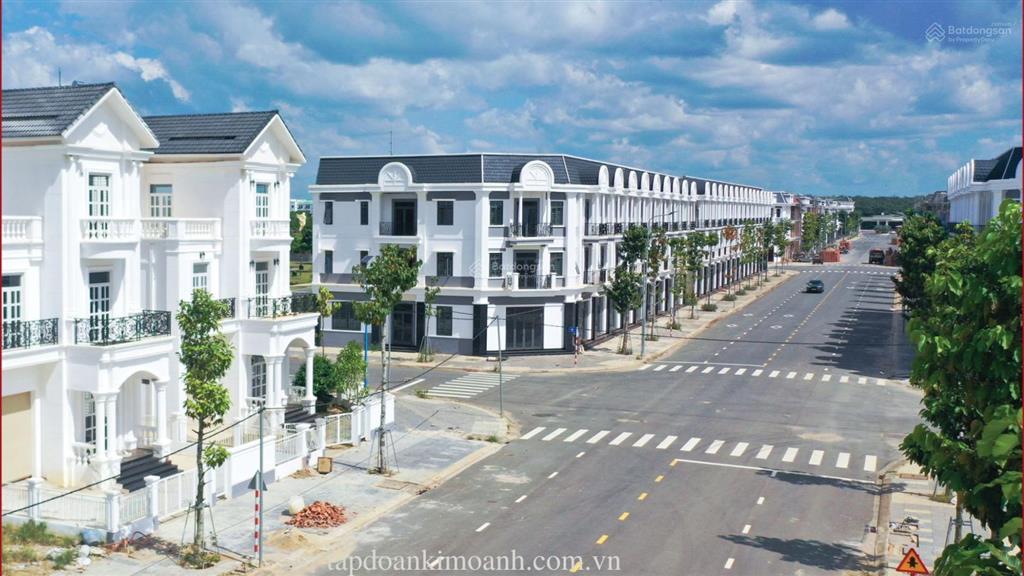 Đất nền dự án century city, ngay sân bay long thành, sổ sẵn công chứng ngay, trả góp lãi suất thấp