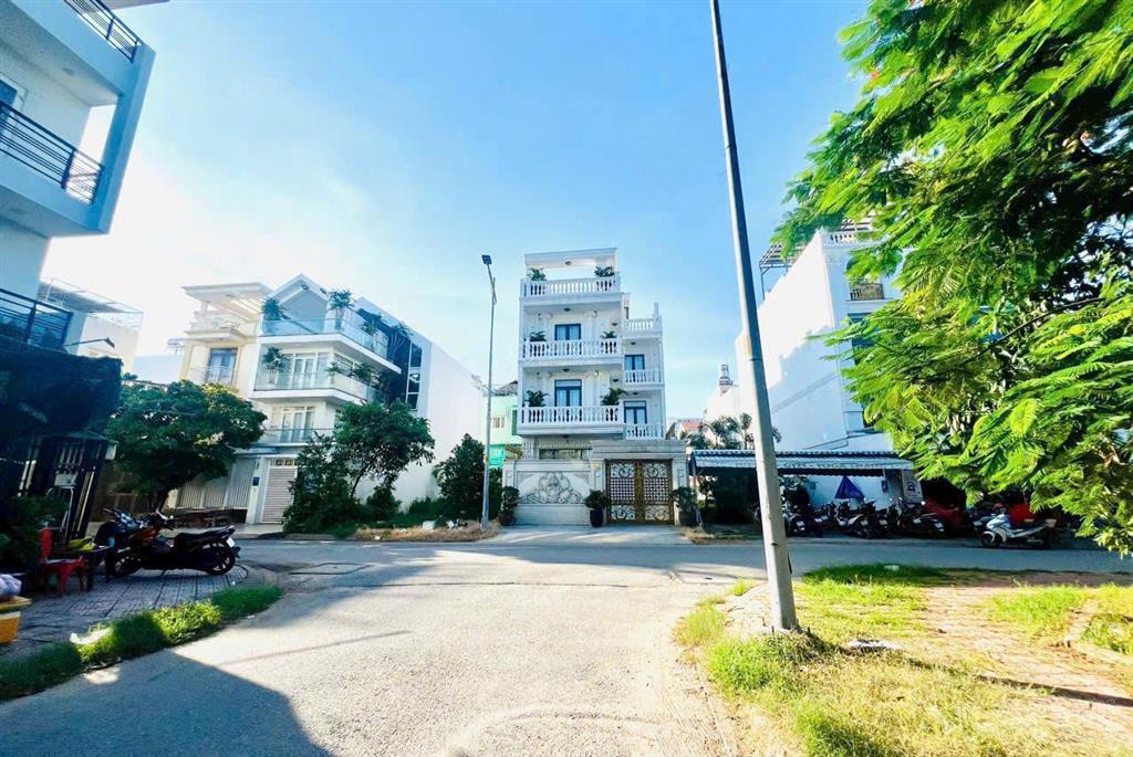 Bán đất nhà phố sau bệnh viện quận 2, bình trưng  110m²  đường 12m  giá 10.x  tỷ