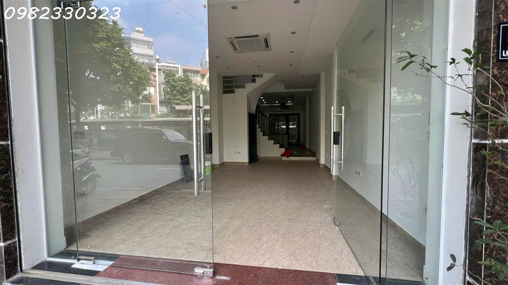 Cho thuê nhà làm văn phòng (tầng 1: 60m2, tầng 2: 62m2) tại Thanh Liệt, Hà Nội
