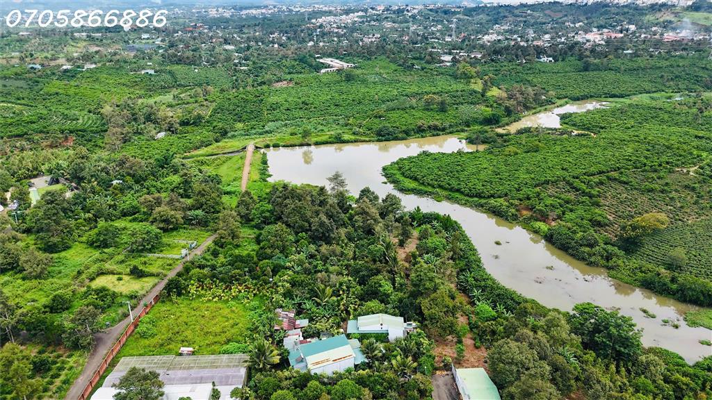 **CẦN BÁN ĐẤT ĐẸP MẶT HỒ – HẺM HOÀI THANH, BẢO LỘC  QUỸ ĐẤT 4.810M²**