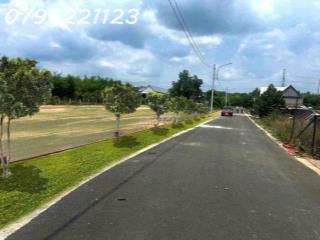 Bán đất tại đường Lò Rèn, Long Hòa, 5tr/m2, 4300m2, view đẹp, nhiều tiện ích