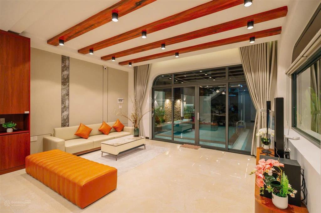 Chính chủ bán villa căn góc nguyễn đình chiểu, nhà mới xây full nt, giảm mạnh 2 tỷ