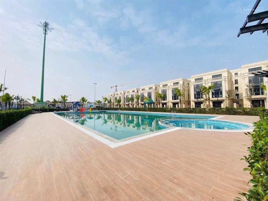Giảm sâu còn 20,9 tỷ  căn 126m2, 489m2 sàn vin cổ loa  giá ngang căn 80 90m2