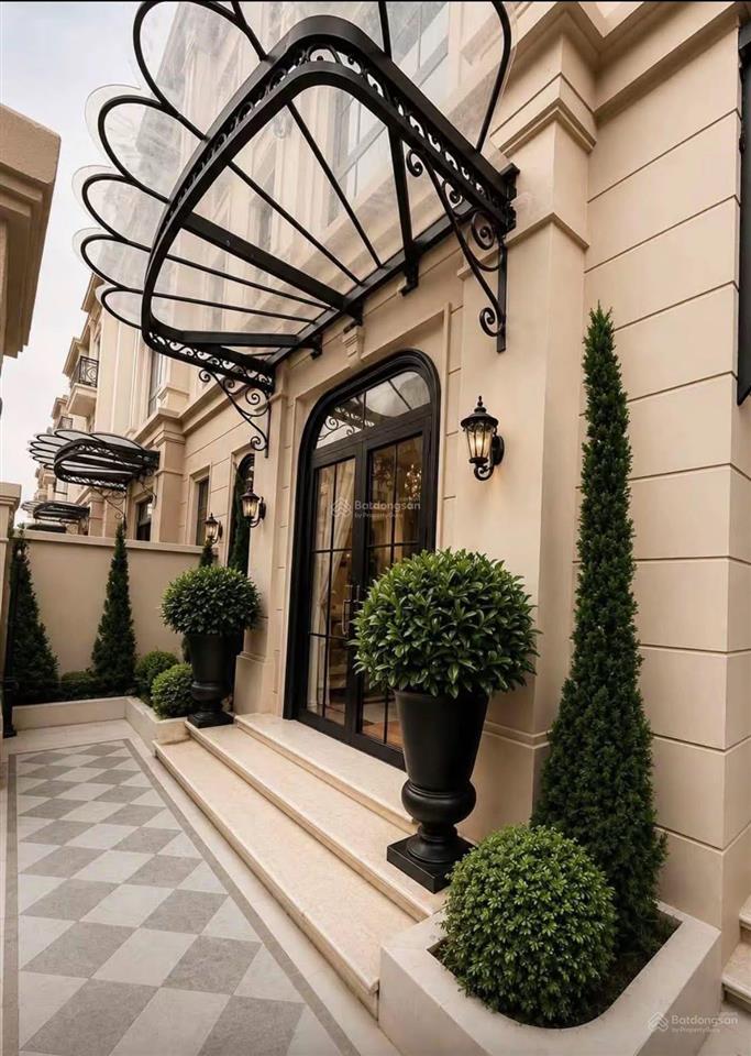 Giảm sâu còn 20,9 tỷ  căn 126m2, 489m2 sàn vin cổ loa  giá ngang căn 80 90m2