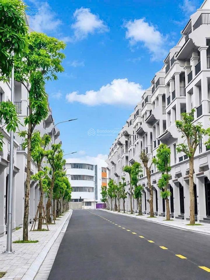 Chủ đầu tư vin cổ loa bán gấp. còn sót lại căn 100m2 xây 5,5 tầng, giá dưới 17 tỷ