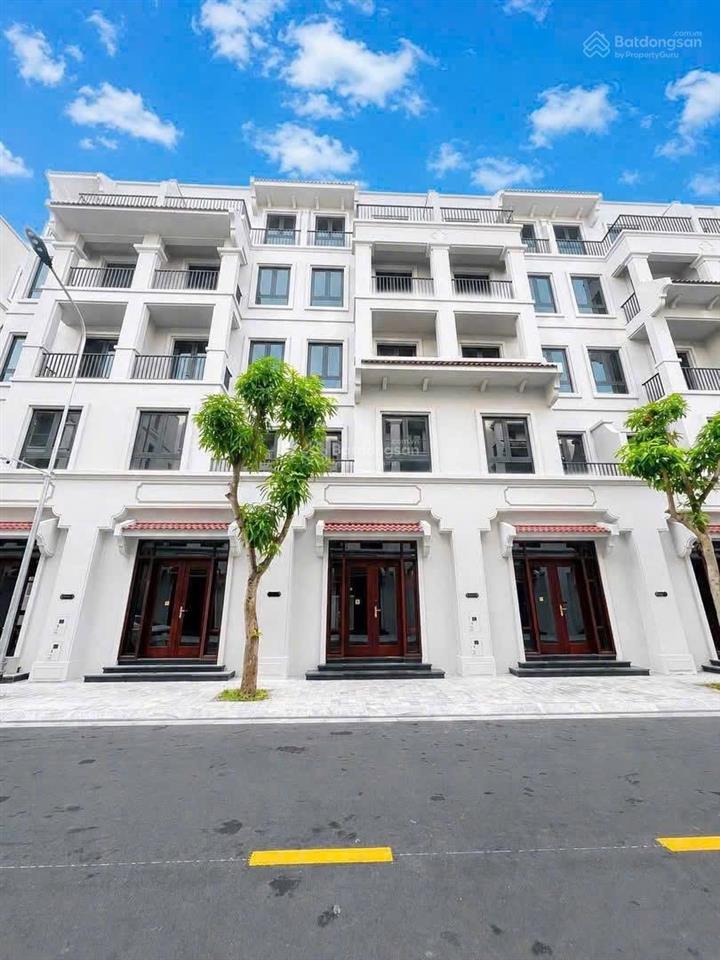 Chủ đầu tư vin cổ loa bán gấp. còn sót lại căn 100m2 xây 5,5 tầng, giá dưới 17 tỷ