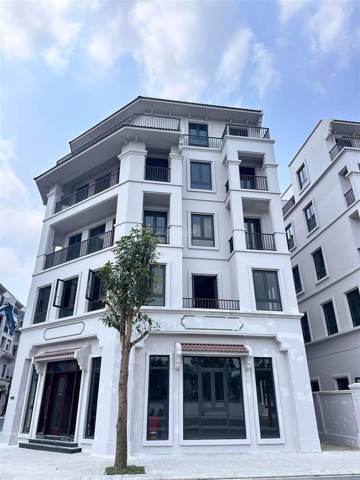 Bất ngờ với căn 96m² xây 5,5 tầng tại vin cổ loa có tổng giá chỉ 13,5 tỷ
