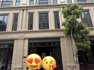 Chính chủ cắt lỗ 3,5 tỷ  liền kề thiên nga 75m2  3 bước chân ra hồ  đã có sổ đỏ