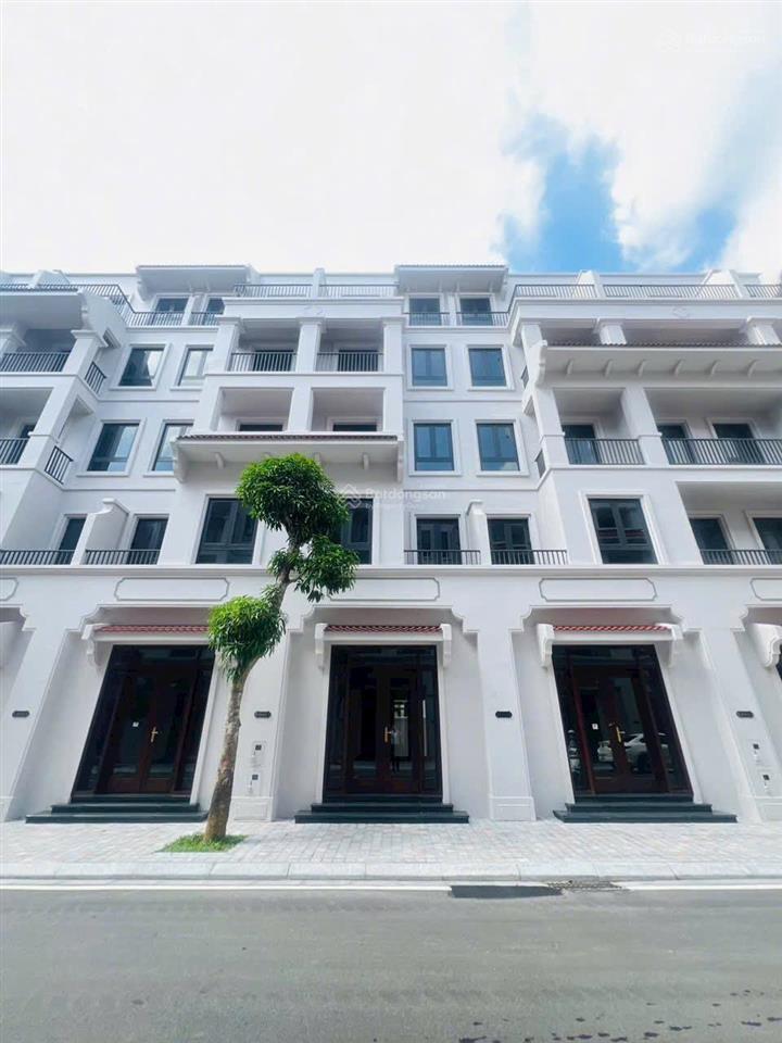 Hiếm  liền kề viễn đông 75m2 vị trí trung tâm vin cổ loa  giảm 9 tỷ, còn 18 tỷ
