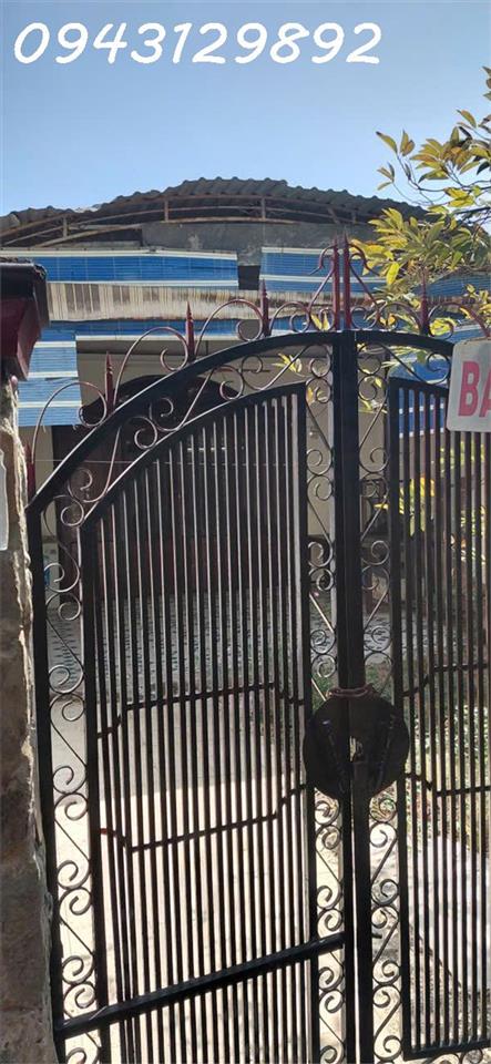 Bán đất tặng nhà cấp 4 đường Lê Hồng Phong, Phan Thiết, Bình Thuận, DT 105m2, giá 2,3 tỷ