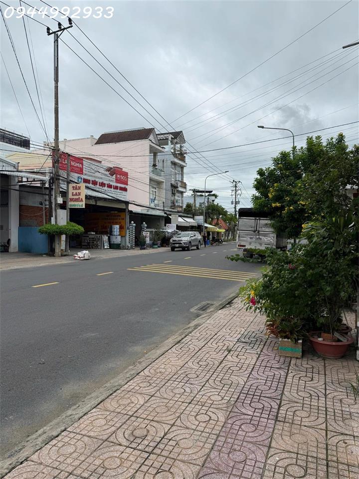 Bán Nhà Riêng tại Phù Đổng, 1x.xxx, 284,3 m2 giá ưu đãi hàng hiếm tại Cao Lãnh