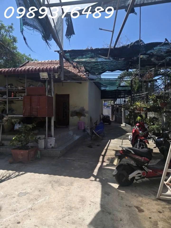 Chính chủ cần bán gấp nhà Trịnh Hoài Đức để về quê, DT 346m2, giá 5,18 tỷ