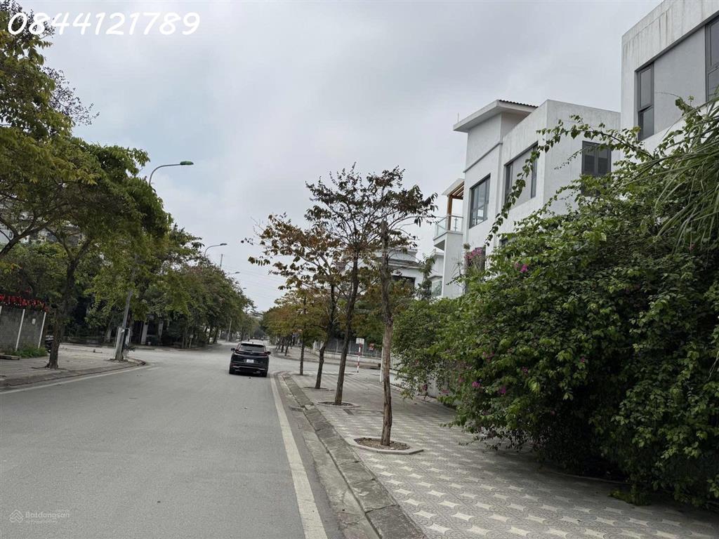 BT đơn lập 227,5m2 chỉ 48,5,xtỷ – KĐT Sinh Thái Xuân Phương- Nam Từ Liêm