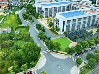 Bán căn hộ 2PN chung cư xã Đa Tốn, huyện Gia Lâm, DT 62,8m2, giá 4 tỷ
