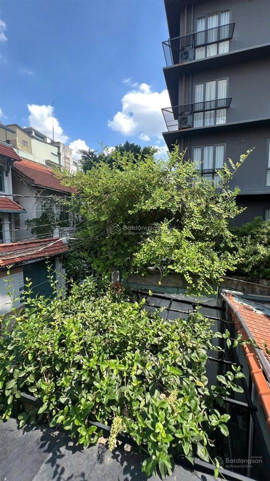 Cho thuê nhà mặt tiền thụt khu villa phạm ngọc thạch, quận 3