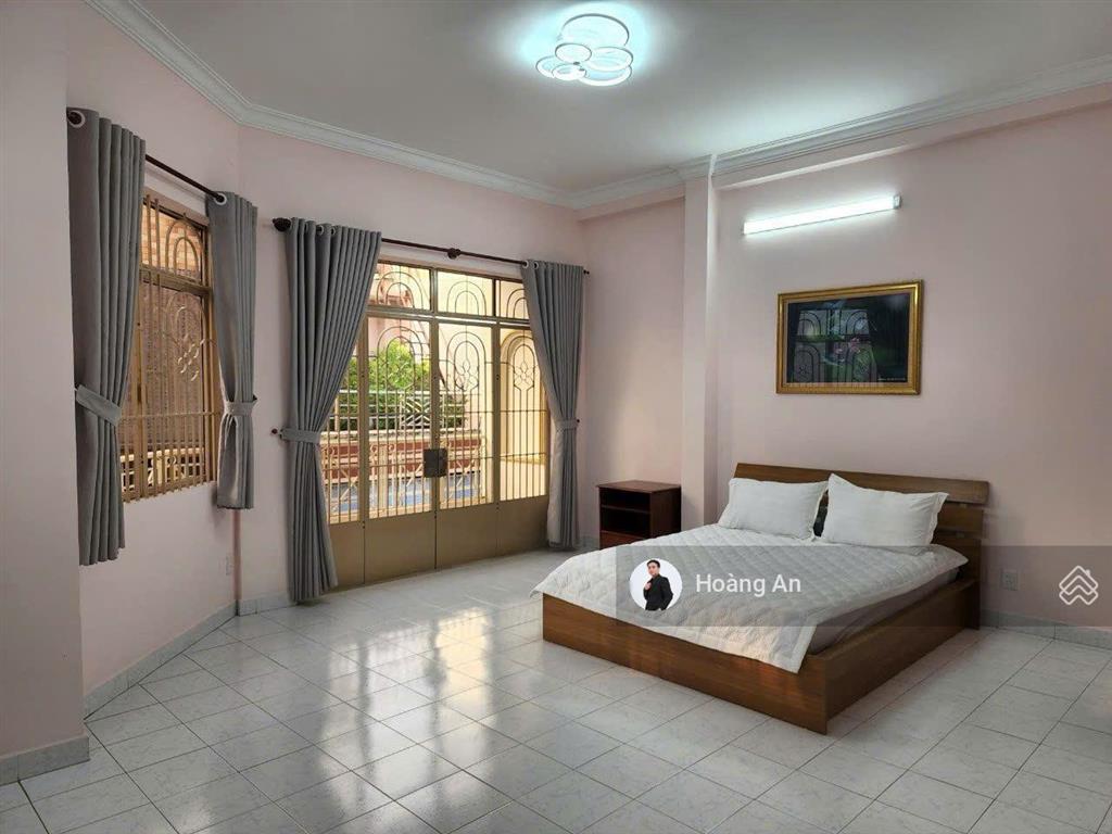 Góc 2 mặt tiền, hẻm xe hơi nguyễn cửu vân, p17, bt  (6 x 15m)  kc 4 tầng (5 phòng)  chỉ 15 tỷ