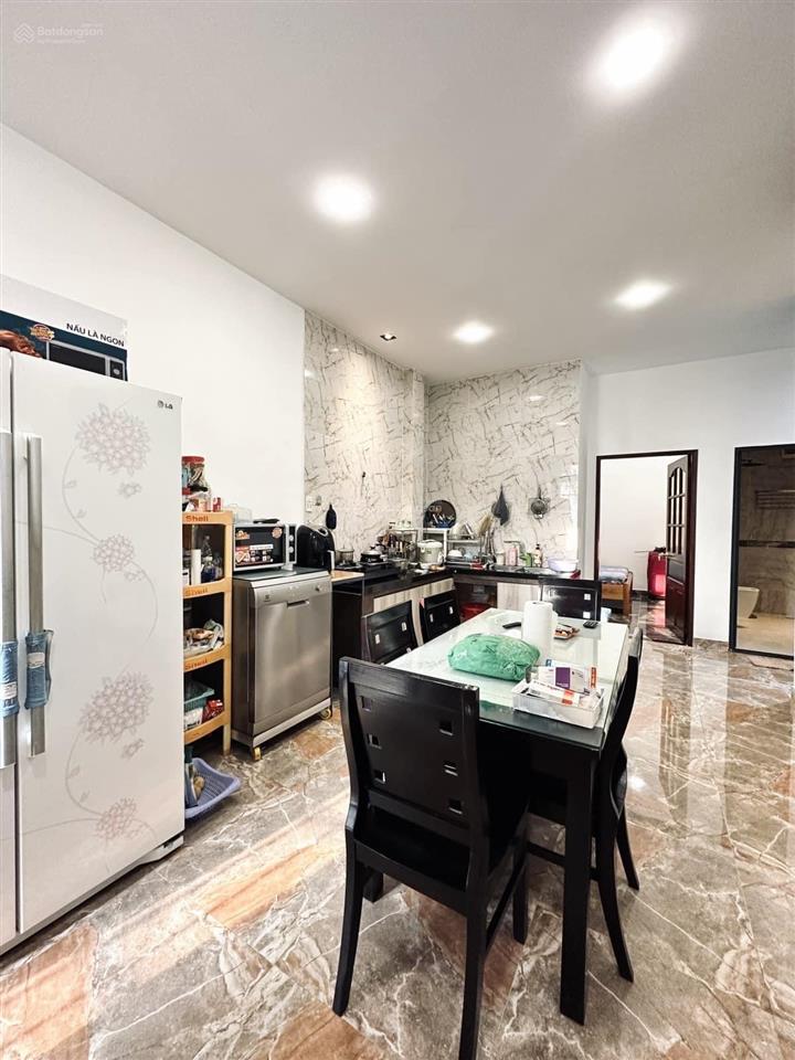 Cách mặt tiền 10m  khu sang võ thị sáu, q3  (4 x 20m) vuông vức  cpxd 5 tầng  chỉ 13.5 tỷ tl