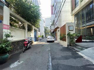 Nhà đẹp  khu sang! hẻm xe hơi nam kỳ khởi nghĩa, q3  (10 x 10.5m)  kc 5 tầng (6 pn)  chỉ 22 tỷ