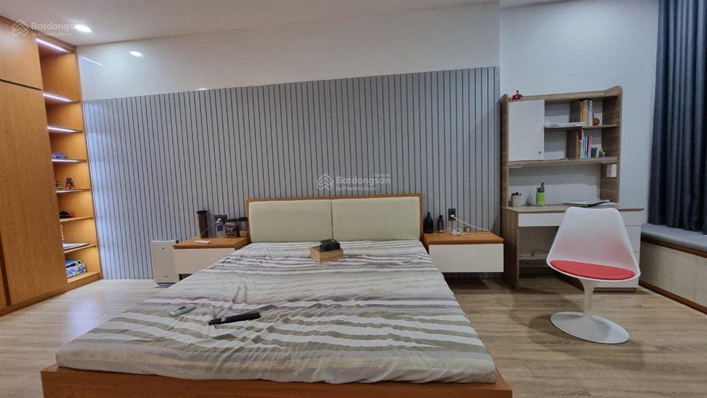 Căn duy nhất! khu sang hai bà trưng, quận 3  (4.8 x 15m) vuông vức  được xây 5 tầng  chỉ 12.7 tỷ