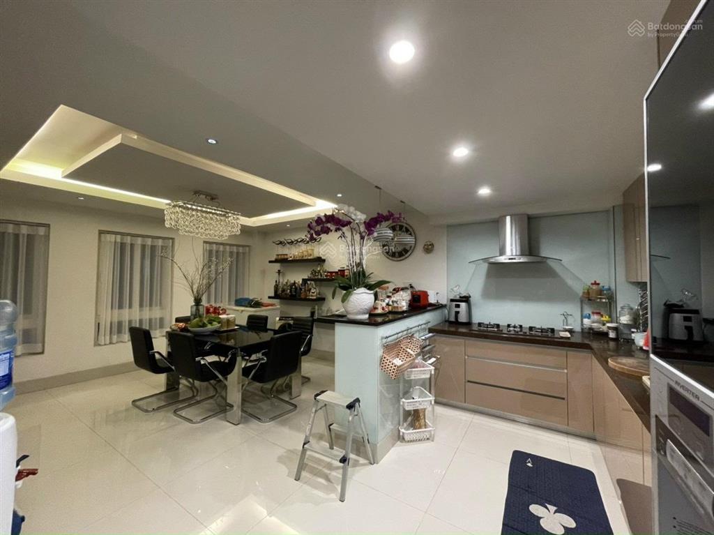 Nhà đẹp  khu sang! hẻm xe hơi nam kỳ khởi nghĩa, q3  (10 x 10.5m)  kc 5 tầng, 6 pn  chỉ 19.7 tỷ