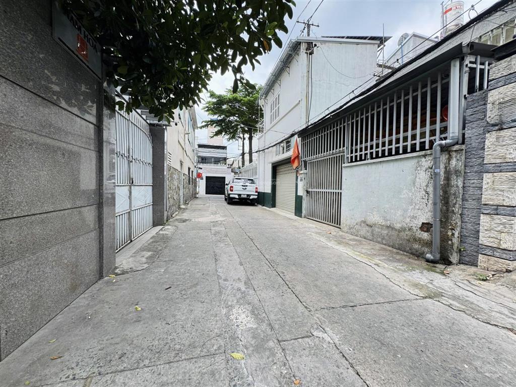 Vừa xuất hiện! hxh khu lam sơn, bt  diện tích 5 x 20.5m (105.3m2)  kc 3 tầng  chỉ 20.5 tỷ tl