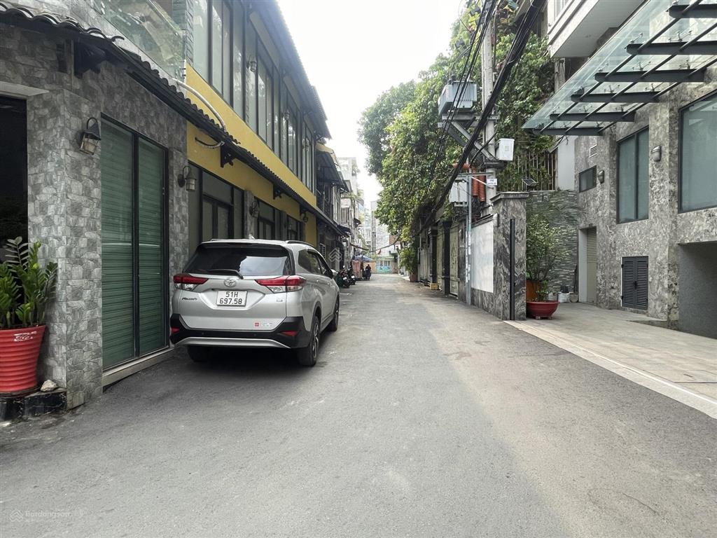 10 phòng chdv  cách hxh 10m nguyễn văn trỗi, pn  (7.3 x 9.8m)  kc 5 tầng, sân thượng. chỉ 13 tỷ