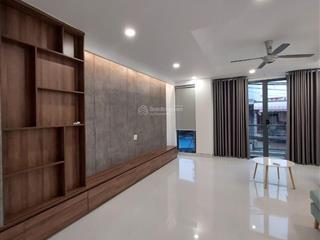 Ngang 9m hxh bùi đình túy, p12, bt  (9 x 18.5m) vuông vức  được xây hầm, 5 tầng  chỉ 21.5 tỷ