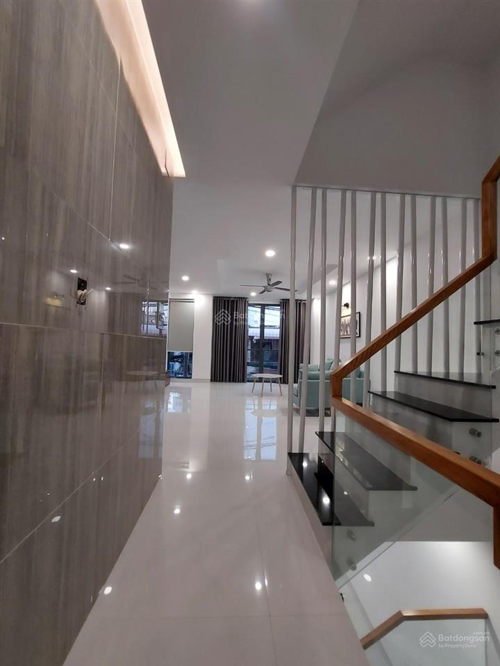 Ngang 9m hxh bùi đình túy, p12, bt  (9 x 18.5m) vuông vức  được xây hầm, 5 tầng  chỉ 21.5 tỷ