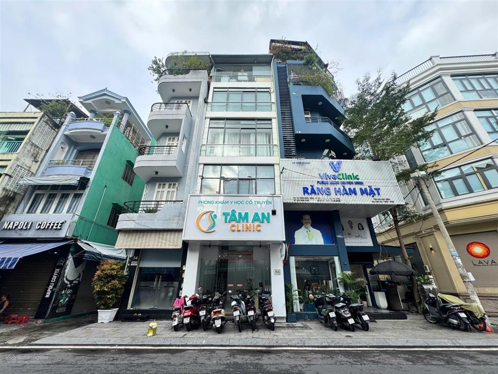 Rất gấp bán! mt đường khu phường tân định, q1  (4.7 x 12m)  6 tầng  hđt 65 triệu  chỉ 20.5 tỷ