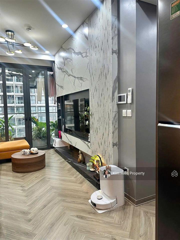 4,245 tỷ cần bán căn 2n 55m2 masteri west heights full đồ, sẵn sổ. hỗ trợ khách mua vay bank .