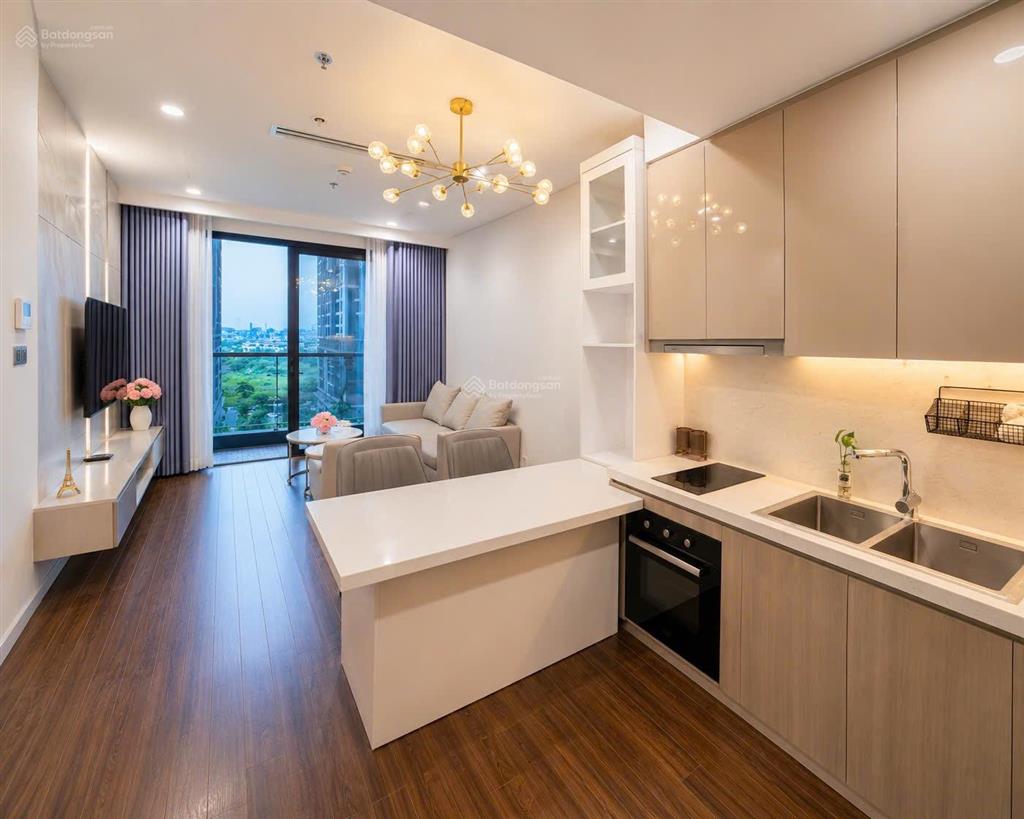 Cho thuê 1pn+1 full nội thất masteri west heights b  có slot ô tô hầm, vào ở ngay