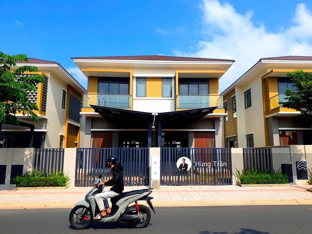 Bán biệt thự song lập sun casa central, một trong số ít 1 căn giá 4,9 tỷ ngay kcn vsip ii