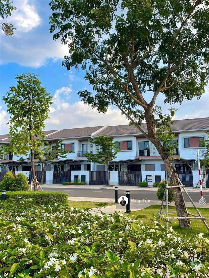 Bán ngộp nhà 2 tầng sun casa central 100m2 giá chỉ 2 tỷ 9, sổ sẵn công chứng ngay