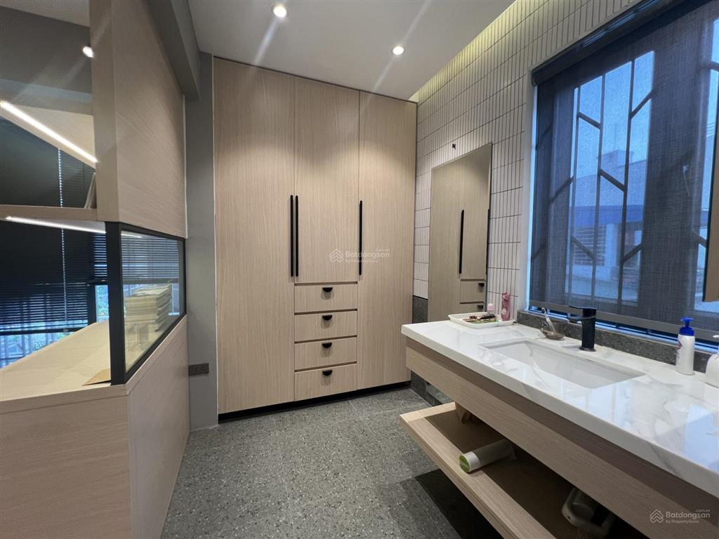 Hiếm! bán nhà phúc lợi  long biên, lô góc  oto tránh, 70m2, giá 13 tỷ