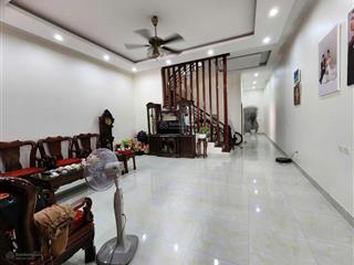 Bán nhà biệt thự 3 tầng 150m2/180m2 mặt phố chợ thái phù lô góc ôtô tránh kinh doanh  giá 13.8tỷ