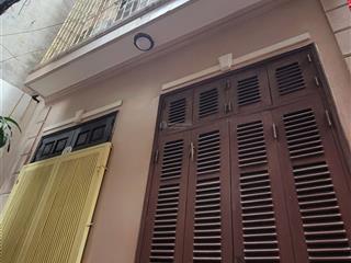 Bán nhà 4 tầng mai dịch, cầu giấy dt 35m2, nhỉnh 9 tỷ