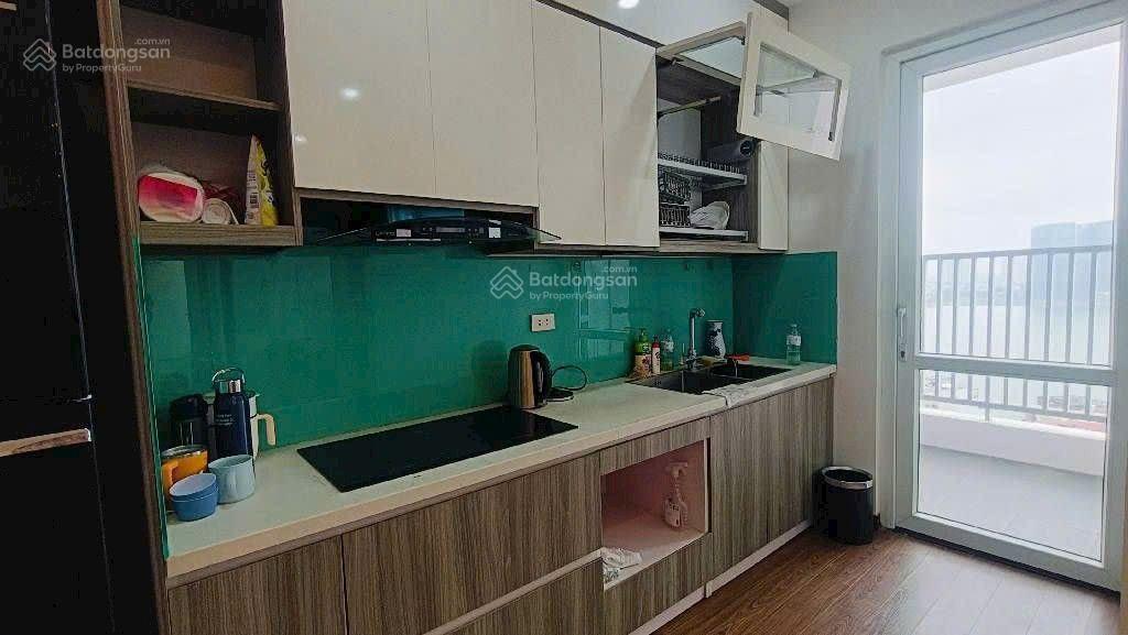 Chị em cần bán căn hộ tại chung cư ct36 xuân la  dt 99m2  3 ngủ  có nội thất  giá 10.8 tỷ!