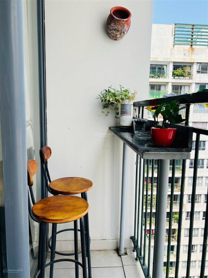 Bán căn hộ tòa n03 khu ngoại giao đoàn  dt 111m2 3 ngủ full nội thất  có slot ô tô  chỉ 12.x tỷ