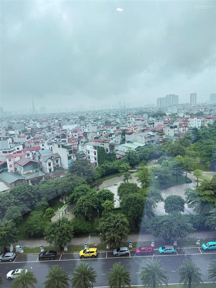 Ông em mình cần đẩy gấp căn hộ bên a1, 3n2vs , view hồ tầng trung cắt lỗ 350tr bán 8880 thu về