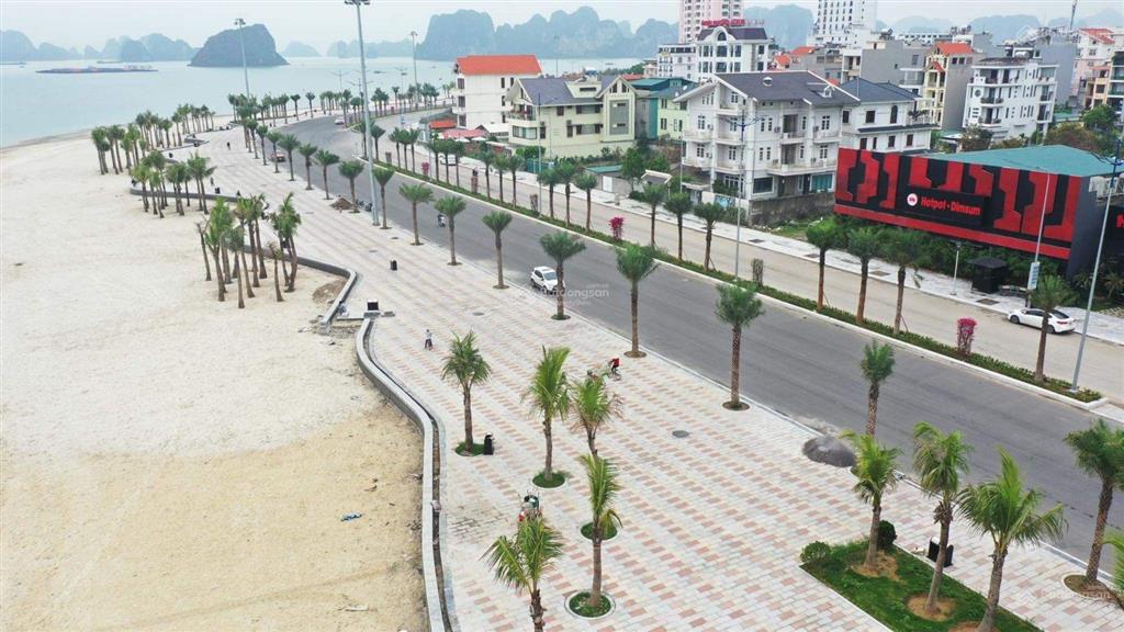 Chính chủ bán căn nhà đẹp hàng hiếm khu cột 5  cột 8 mở rộng, hạ long