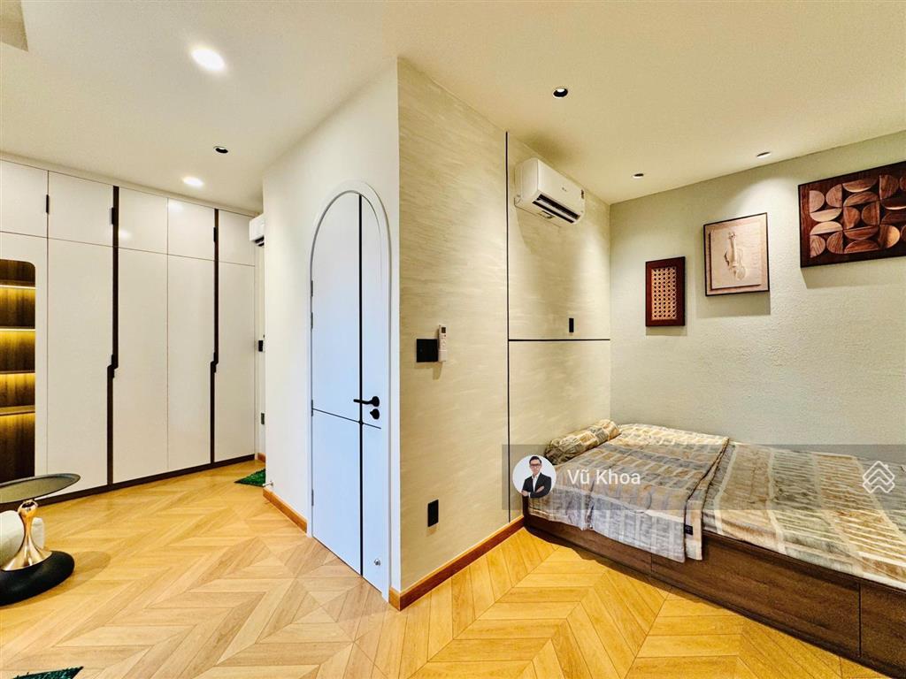 Dọn vào ở ngay! thích quảng đức, phú nhuận  dt 6x6m, vuông vức (sẵn 4 tầng, 3 pn) chỉ 7,9 tỷ tl