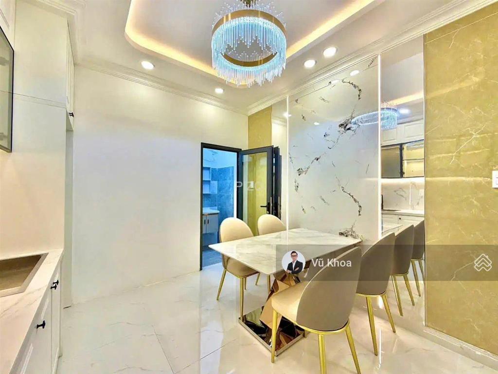 Vào ở ngay! phan xích long, phú nhuận  sẵn 3 tầng, 4 pn (dt 50m2, vuông vức) chỉ 8,9 tỷ tl