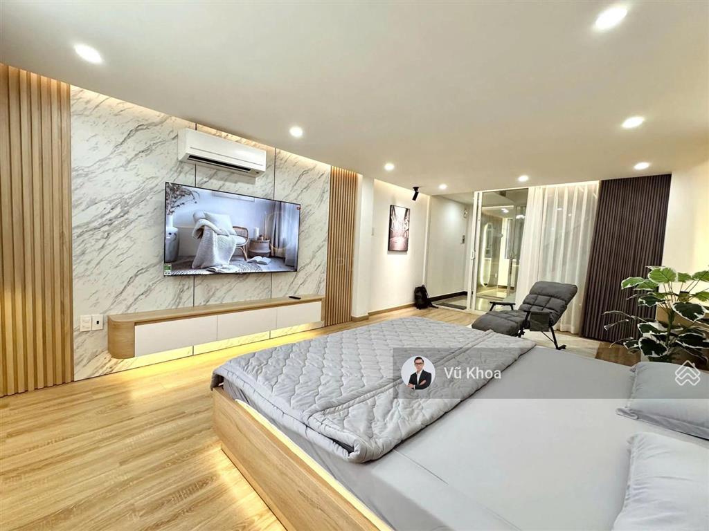 Vào ở ngay! khu vip phan xích long, phú nhuận  dt 5,5x20m (cn 100m2  3 tầng) chỉ 14,5 tỷ tl