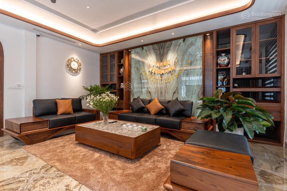 Biệt thự sân vườn ngay mặt tiền p.tân định, quận 1  dt 10x23m, 223m2 (4 tầng) chỉ 125 tỷ tl