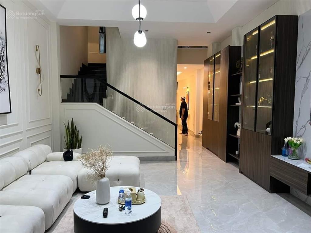 Duy nhất! hẻm 6m nam kỳ khởi nghĩa, quận 3  dt 4x15m, vuông vức (5 tầng, 6 pn) chỉ 13,5 tỷ tl