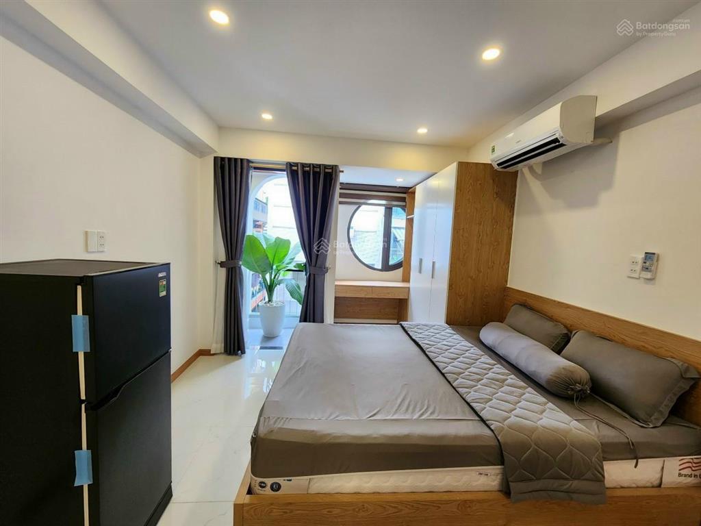 Thu nhập 85 tr/tháng  khu phan xích long, q.phú nhuận  dt 5,5x24m (hầm + 5 tầng) chỉ 23 tỷ tl