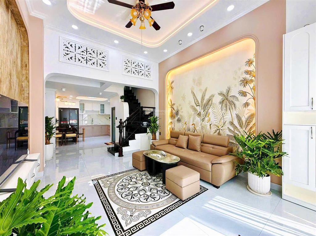 Vào ở ngay! hxh phan đăng lưu, p3, q.bình thạnh  dt 4x10m (sẵn 4 tầng mới  5 phòng) chỉ 10 tỷ