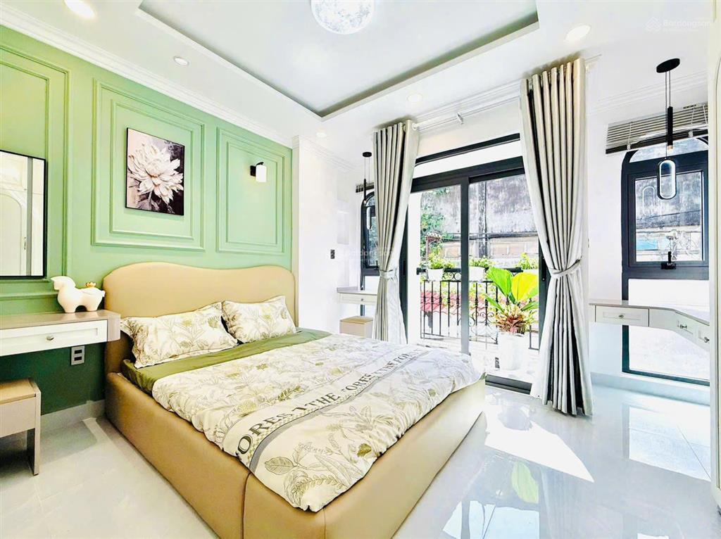 Vào ở ngay! hxh phan đăng lưu, p3, q.bình thạnh  dt 4x10m (sẵn 4 tầng mới  5 phòng) chỉ 10 tỷ